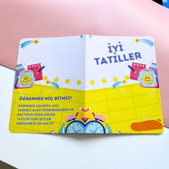 Sarılı Karne Kılıfı resmi