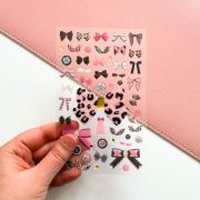 Fiyonklu Kabartmalı Etiket resmi